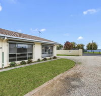 Lake Escape on Pool Avenue - 1 Gold Coast