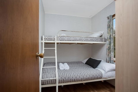 Lake Hamilton Motor Village And Caravan Park - Accommodation Gold Coast 2