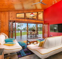 Lake Tinaroo Waterfrontage - Accommodation Gold Coast