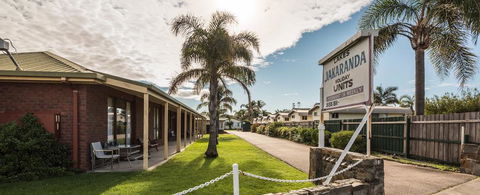 Lakes Jakaranda Holiday Units - Accommodation Gold Coast 0