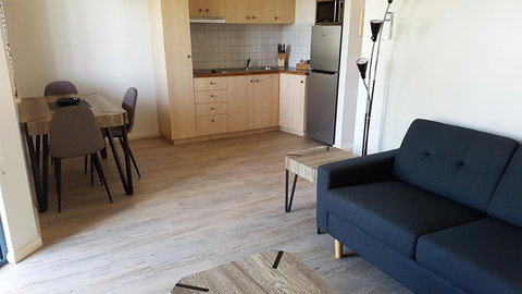 Lakeview Apartments - Accommodation Gold Coast 1