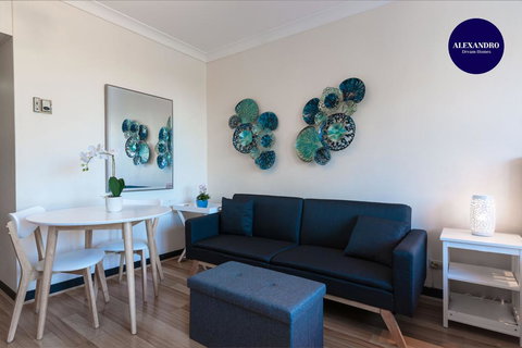 Lane Cove Studio - POOL - PARKING - WIFI - Accommodation Gold Coast 2