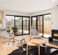 Lantana - Accommodation Gold Coast
