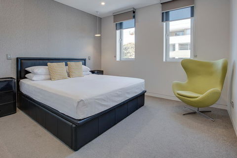 Large And Brand-new Apartment Close To City - Gold Coast 4U 1