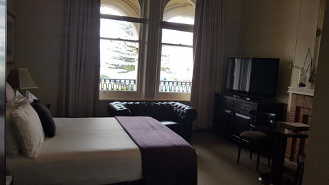 Largs Pier Hotel - Accommodation Gold Coast 2