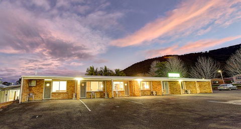 Laurieton Hotel - Gold Coast 4U 0