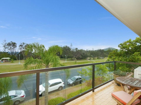 Lawson Beachfront - Accommodation Gold Coast 1