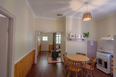 Lewana Cottages - Accommodation Gold Coast 3