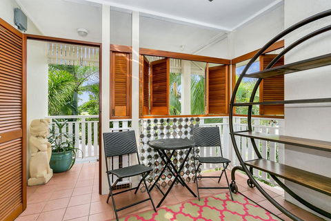 Lilyfield Apartments - Two Bedroom Apartment - Accommodation Gold Coast 1