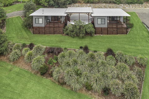 Lilypad Luxury Cabins - Accommodation Gold Coast 2