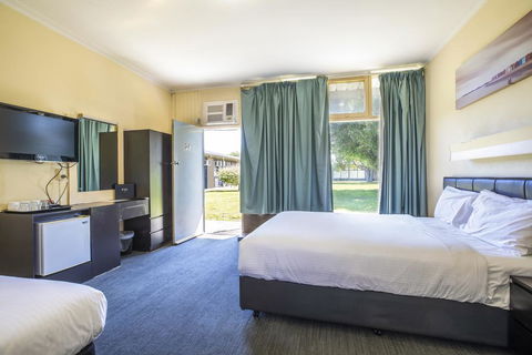 Links Hotel - Accommodation Gold Coast 3