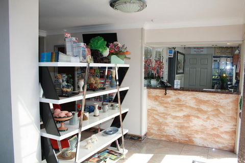 Linwood Lodge Motel - Gold Coast 4U 2