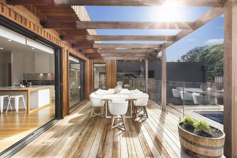 Luxe On Lydgate Family Retreat With Pool, WiFi, Foxtel, Walk To Beach - Accommodation Gold Coast 1