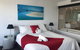 Luxury 3 Bedroom In Heart Of Surfers Paradise - thumb 1