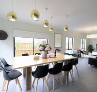 Luxury 9 BRM house in Melbourne - Accommodation Gold Coast