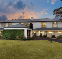 Luxury Bungalow - Accommodation Gold Coast