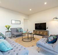 Luxury Four Bedroom Apartment - Accommodation Gold Coast