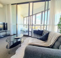 Luxury Level 2-bed 2-bath City View Apt in Olympic Park - Gold Coast 4U