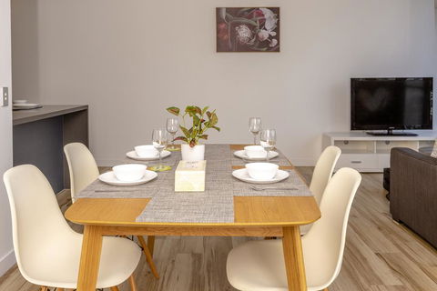 Luxury Modern Apartment In Southport With Hotel Facilities - 1 Gold Coast 3