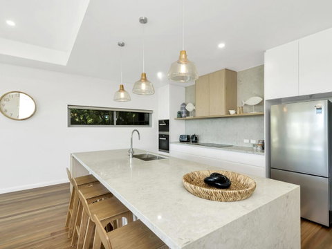 Luxury On Currumbin Beach - Accommodation Gold Coast 2