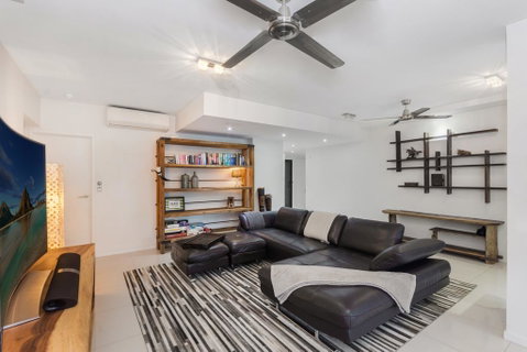 Luxury Pool Side Apartment In Beachfront Resort - Accommodation Gold Coast 0
