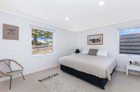 Lyons Cottage - A Quaint Whalers Cottage In Heart Of Port Fairy - Gold Coast 4U 2