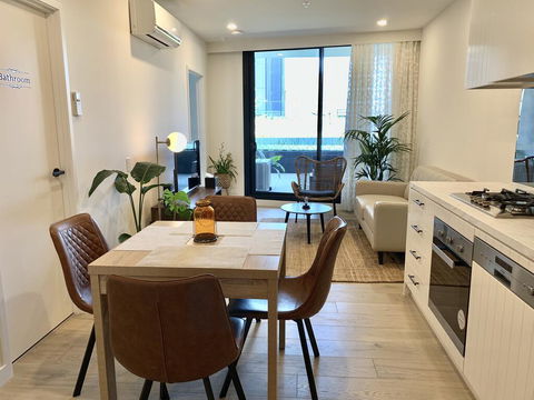 M-City 2 BR And 2 BA Apartment With Parking - Gold Coast 4U 0