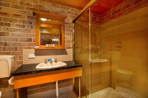 Macquarie Inn - Gold Coast 4U 3