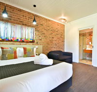 Macquarie Inn - Gold Coast 4U