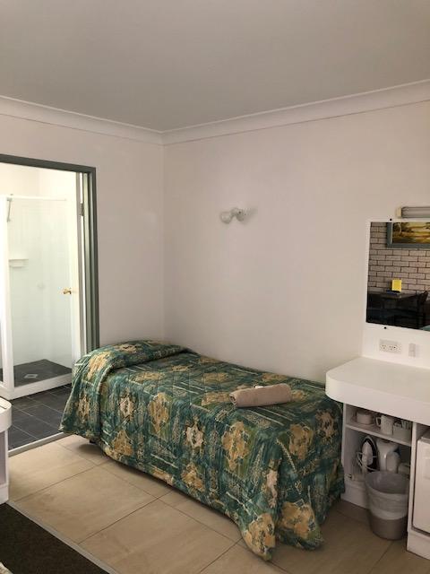 MacQuarie Valley Motor Inn - Accommodation Gold Coast 2