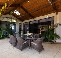 Maidstone Executive Residence - Gold Coast 4U