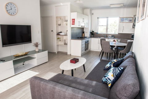 Manly 2 Stay Holiday Apartments - Gold Coast 4U 1