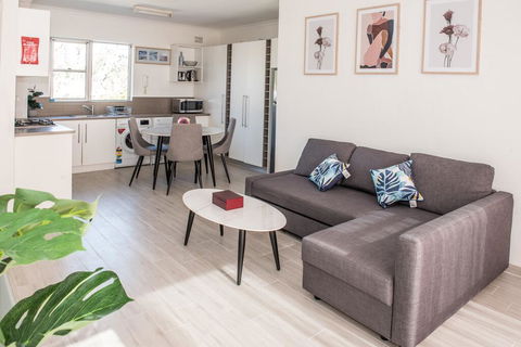 Manly 2 Stay Holiday Apartments - Gold Coast 4U 0
