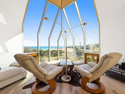 Manta Ray One - Accommodation Gold Coast 1