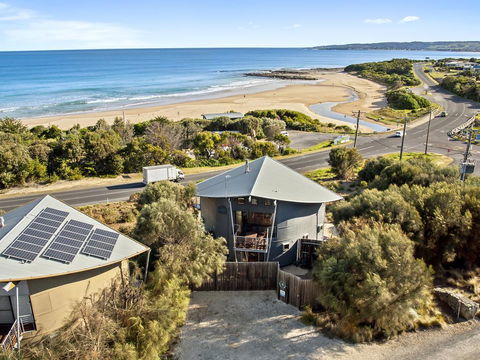 Manta Ray One - Accommodation Gold Coast 3