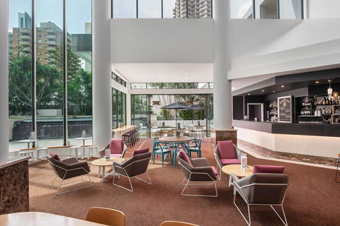 Mantra Legends Hotel - Accommodation Gold Coast 2