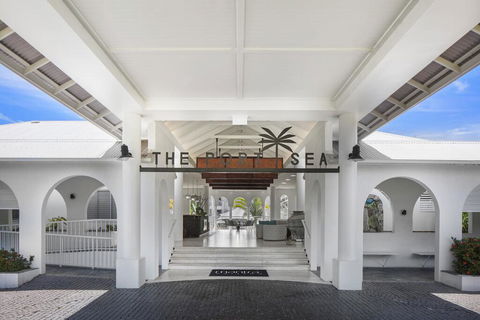 Mantra PortSea - Accommodation Gold Coast 3