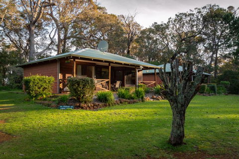 Margaret River Chalets - Gold Coast 4U 0