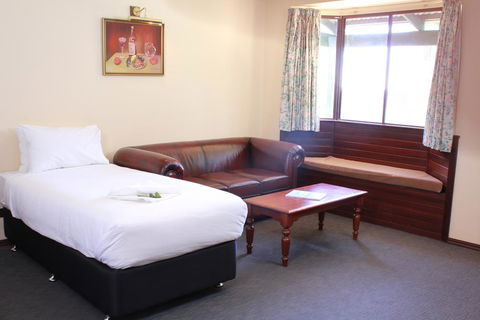 Margaret River Motel (Formerly Grange On Farrelly) - Gold Coast 4U 3
