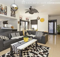 Marilyns Place Private  Spacious  Central - Gold Coast 4U