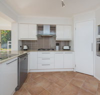 Mariner Beach House - Salamander Bay - Accommodation Gold Coast