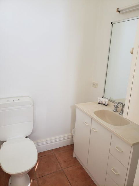 Marlo Hotel - Accommodation Gold Coast 1