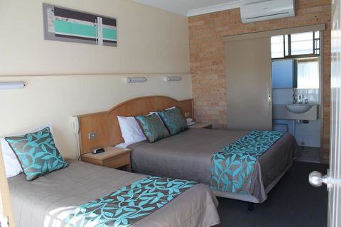 Marriott Park Motel - Accommodation Gold Coast 3