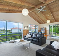 Matilda - 2 Crowe Street - Gold Coast 4U