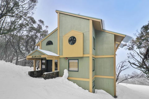 Mawson Unit 5 - Gold Coast 4U 0