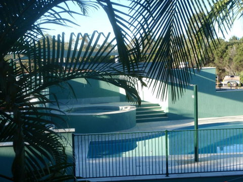 McNevins Logan Park Motel - Accommodation Gold Coast 3