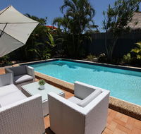 Mermaid Beach House - Gold Coast 4U