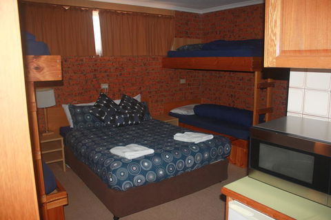 Merrijig Motor Inn - Gold Coast 4U 3