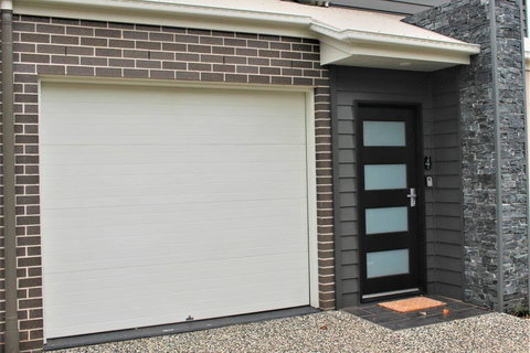 Michael's Place: Brand New Unit Close To Uni & CBD - 1 Gold Coast 2