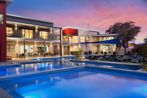 Middle Rock Holiday Resort - Gold Coast 4U 0